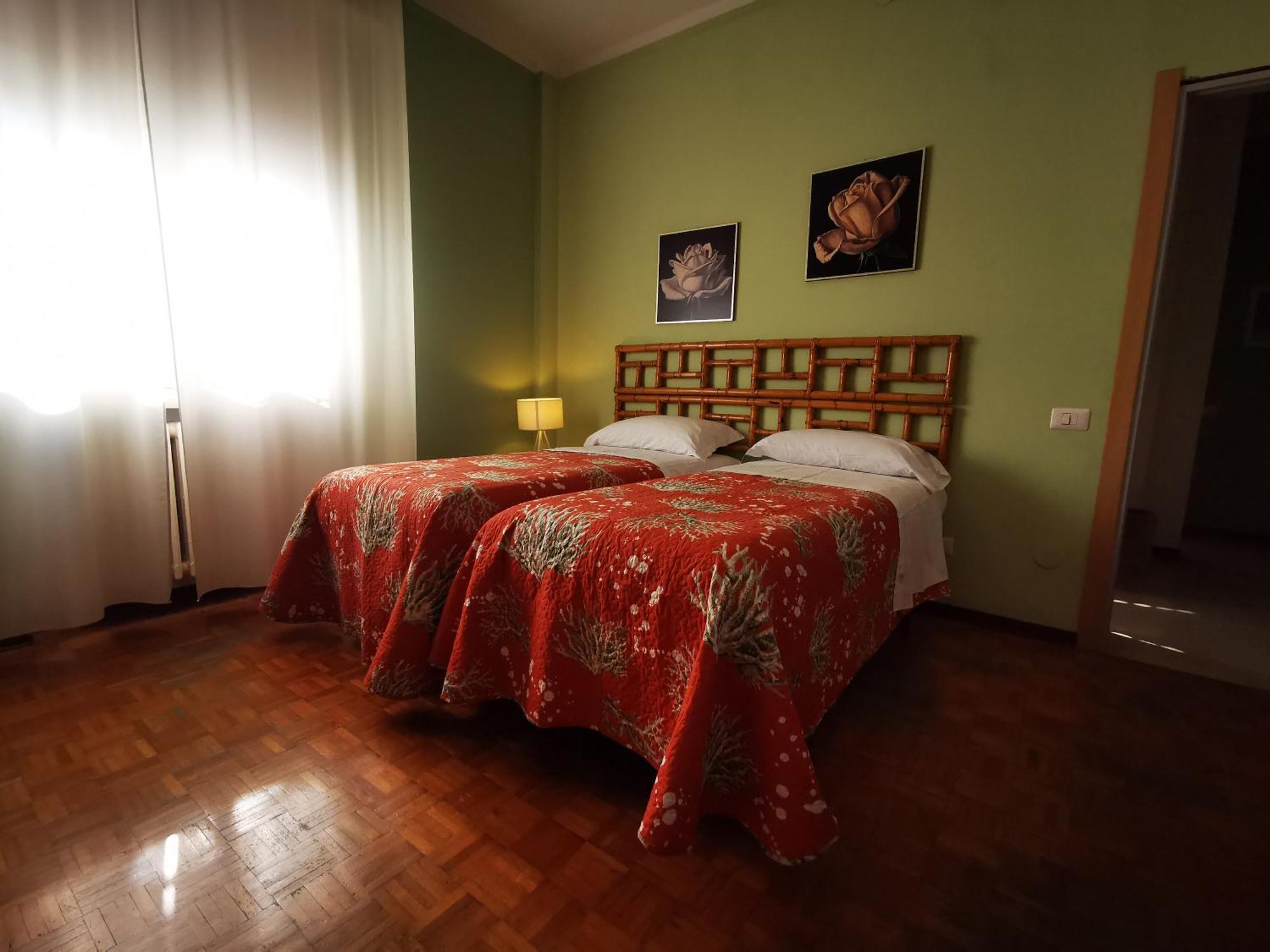 B&B Ospedale Maggiore Parma Affittacamere Exteriör bild